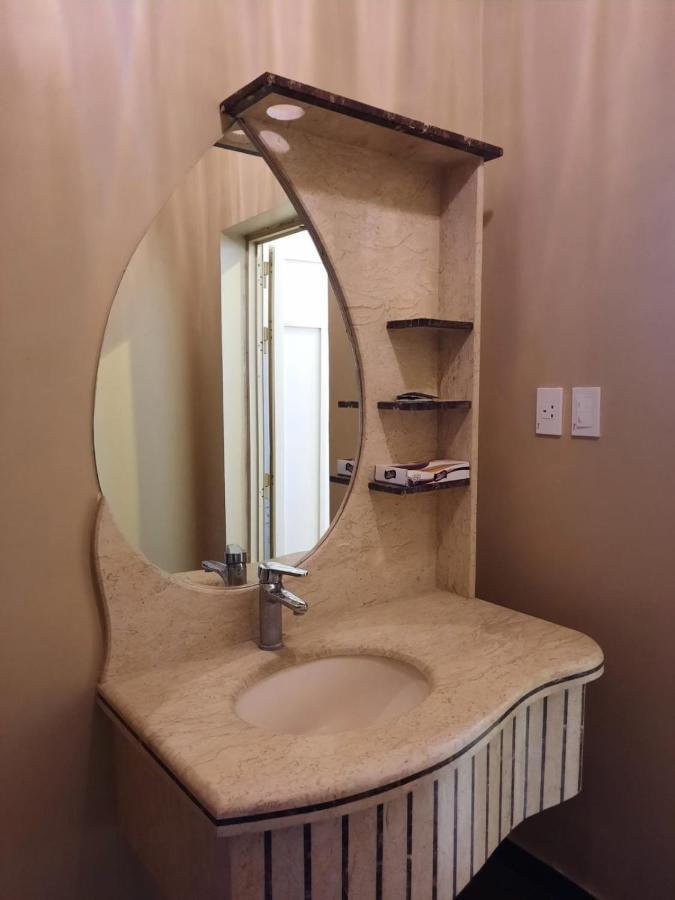 شقق العنوان للوحدات المخدومة Alanwaan Apartments For Serviced Units Dammam Eksteriør billede